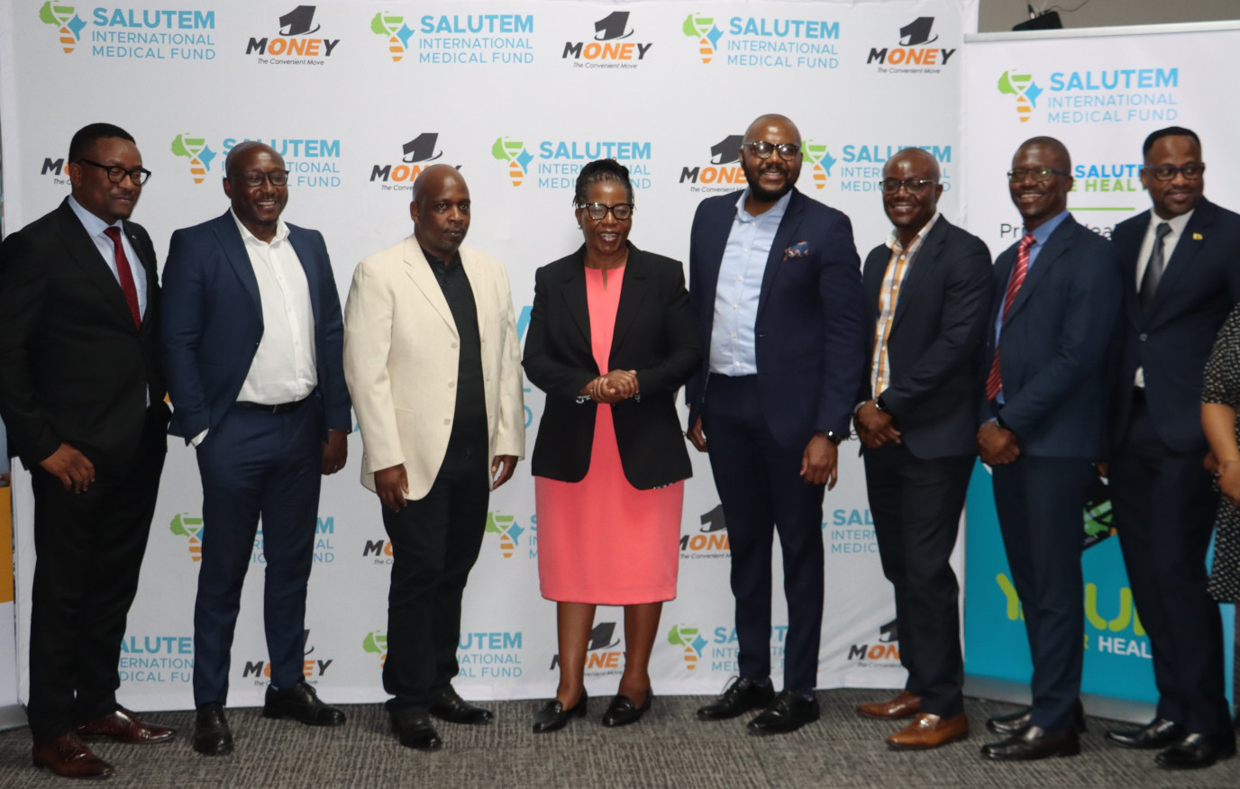 NetOne Salutem Tres Groupe